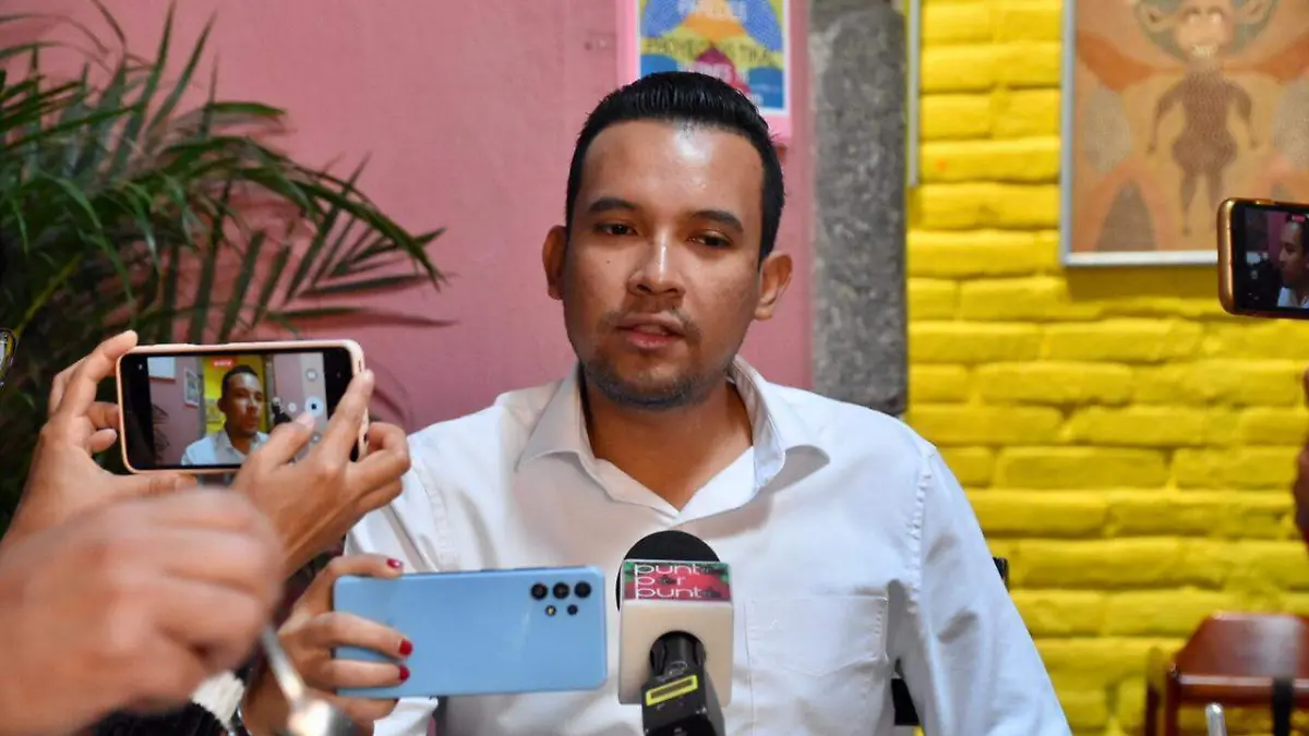 escuelas-discriminan-estudiantes-lgbt-froylán