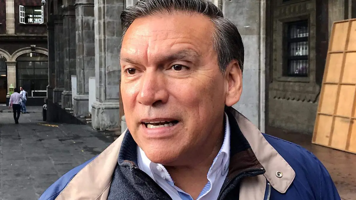 El director del Instituto de Estatal de Infraestructura Educativa del Estado de Morelos