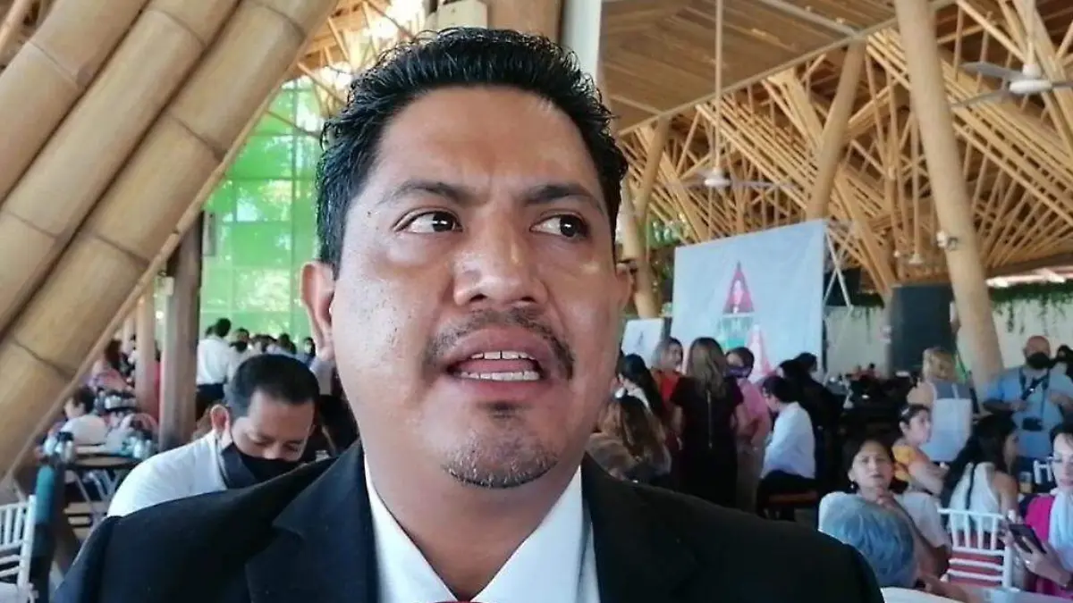 Cristian-Iván-Velazco-Alcoser