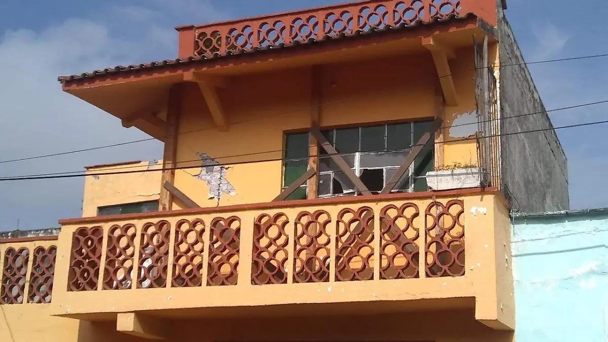 Edificios dañados sin intervenir por falta de permisos del INAH (3)