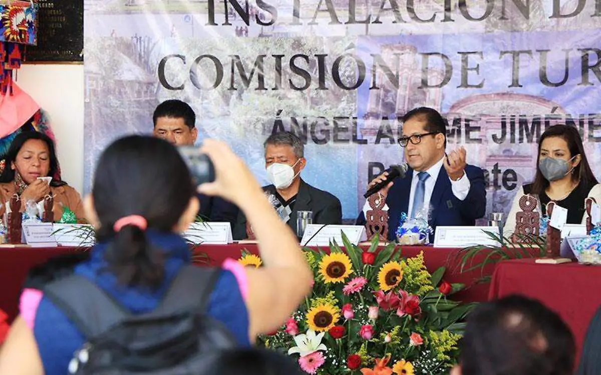 instalacion-comision-turismo-1