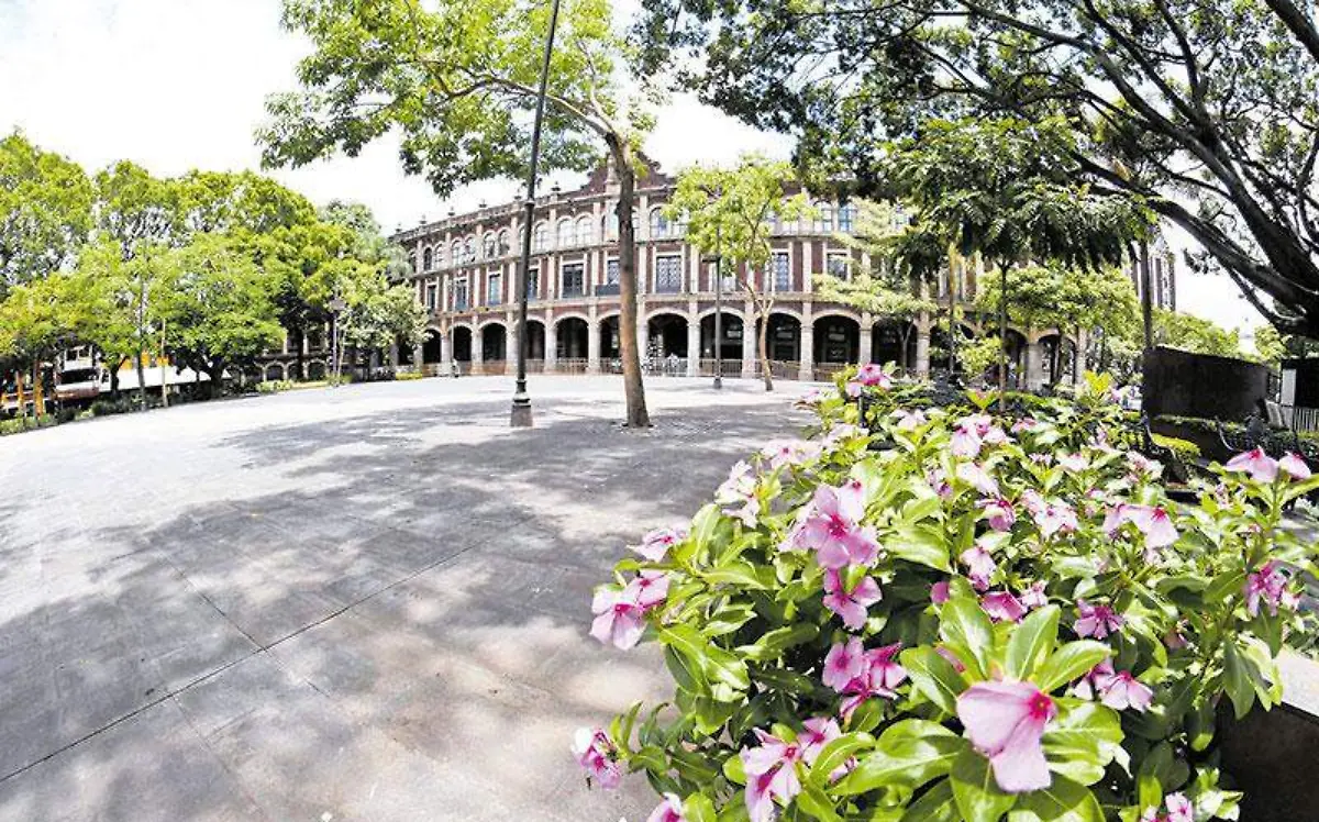 plaza-de-armas-cuernavaca