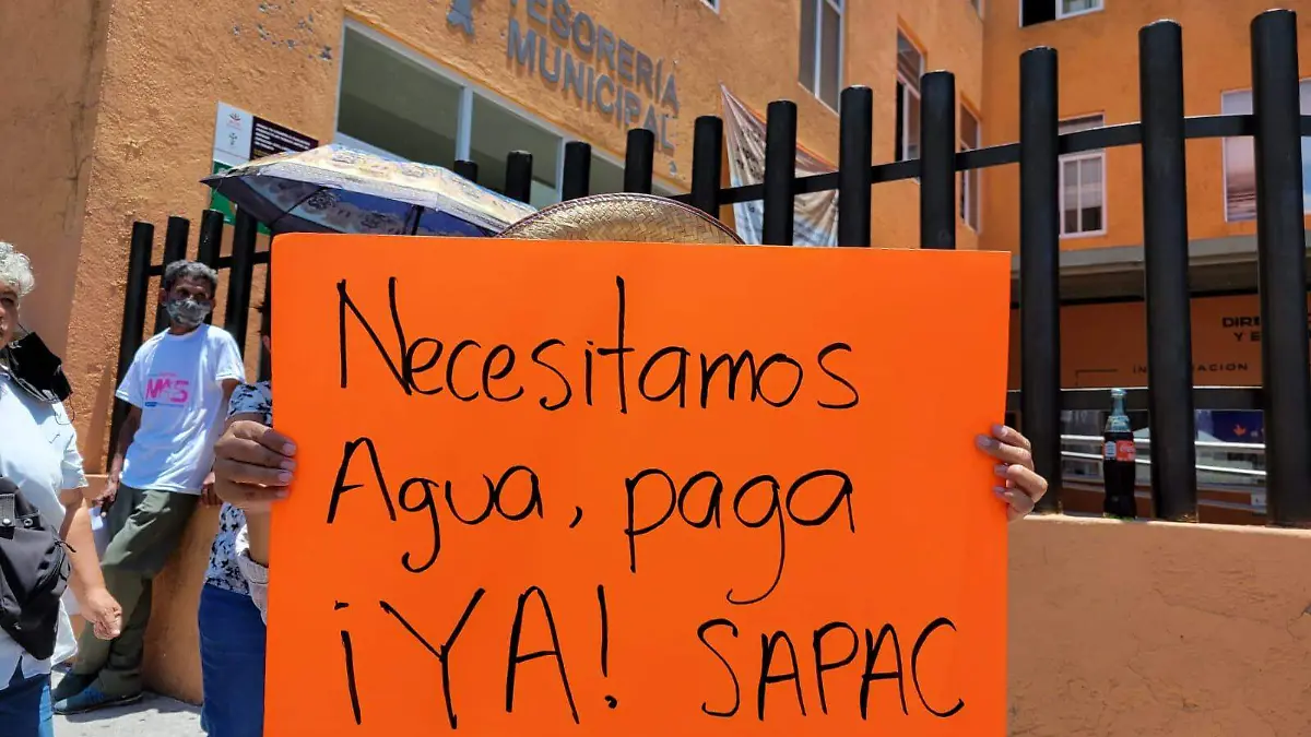 necesitamos-agua-ya-tesorería-cuernavaca