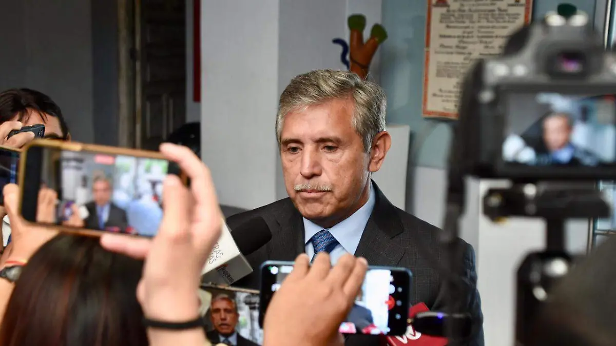 FROY-F05A El alcalde de Cuernavaca José Luis Urióstegui  (2)