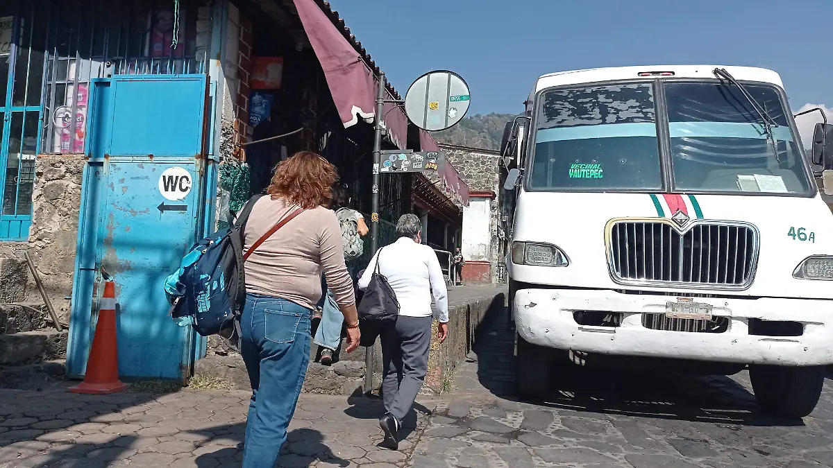Ometochtli-tepoztlan-autobus