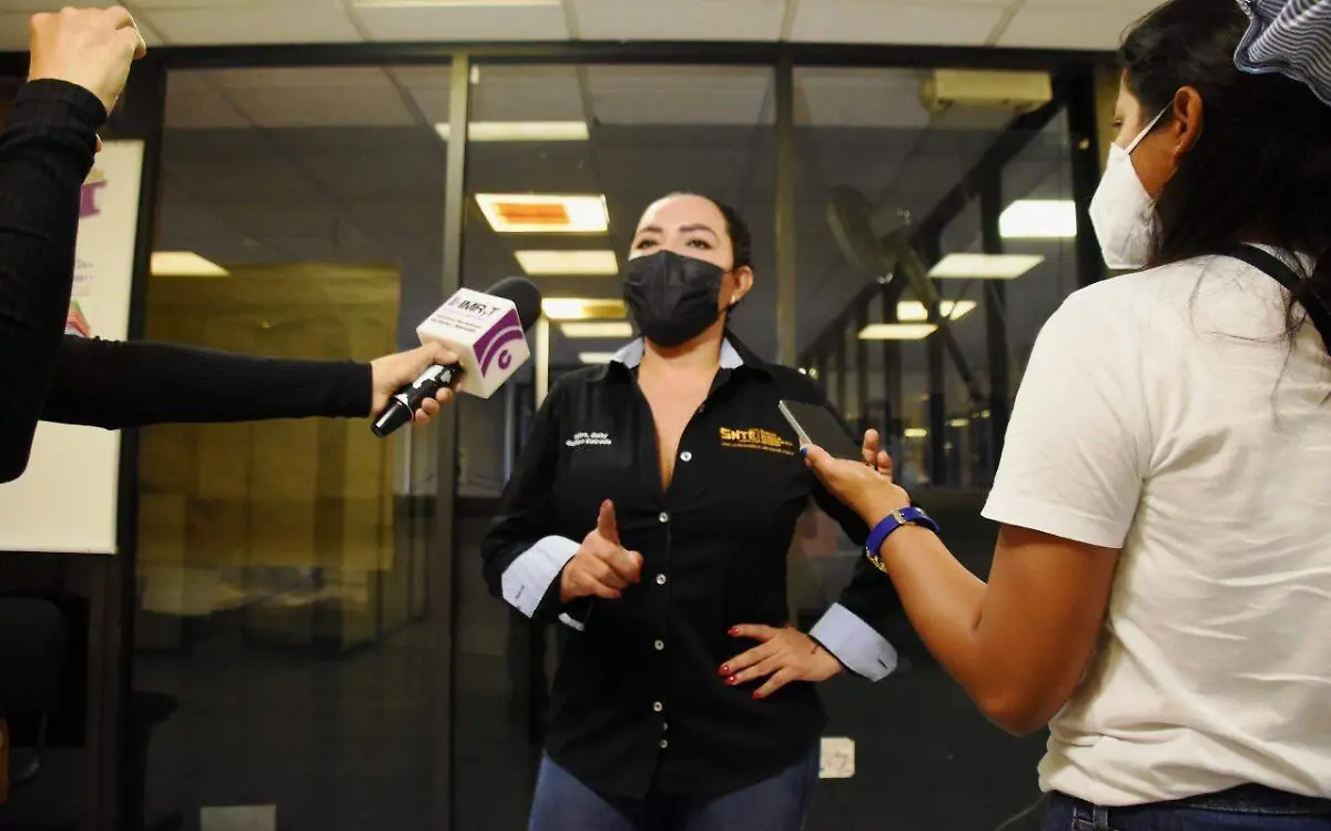 Peligran-aguinaldos-profesores