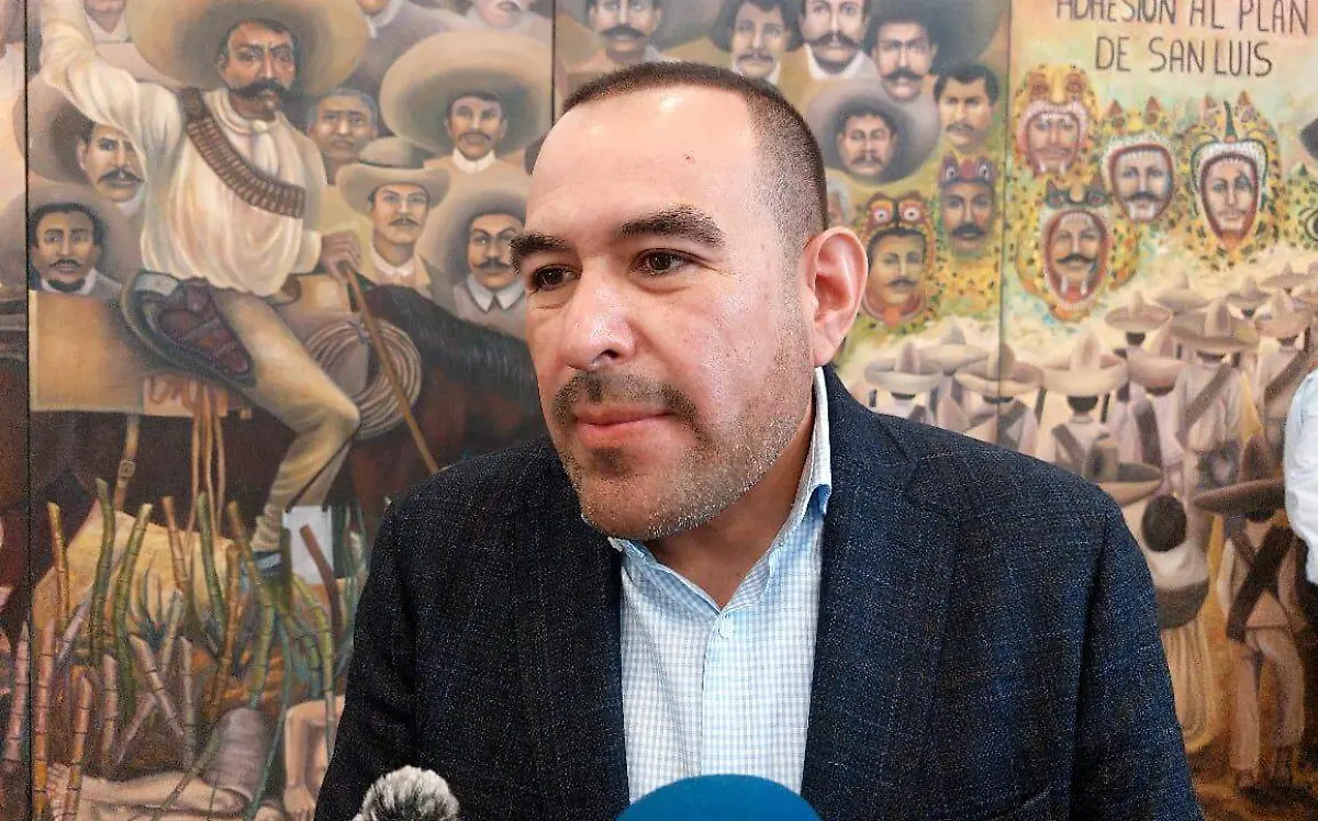 AGUS-F11J El diputado de Nueva Alianza Agustín Alonso Gutiérrez anunció que votará en contra de la solicitud de separación del cargo del gobernador Cuauhtémoc Banco Bravo (1)