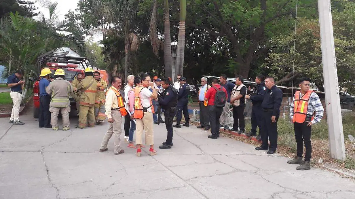 Amenaza de bomba (10)