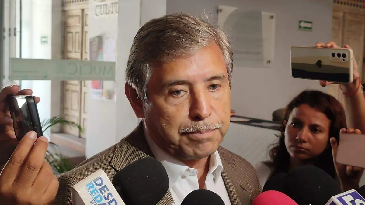 josé-luis-uriostegui-flores-luis