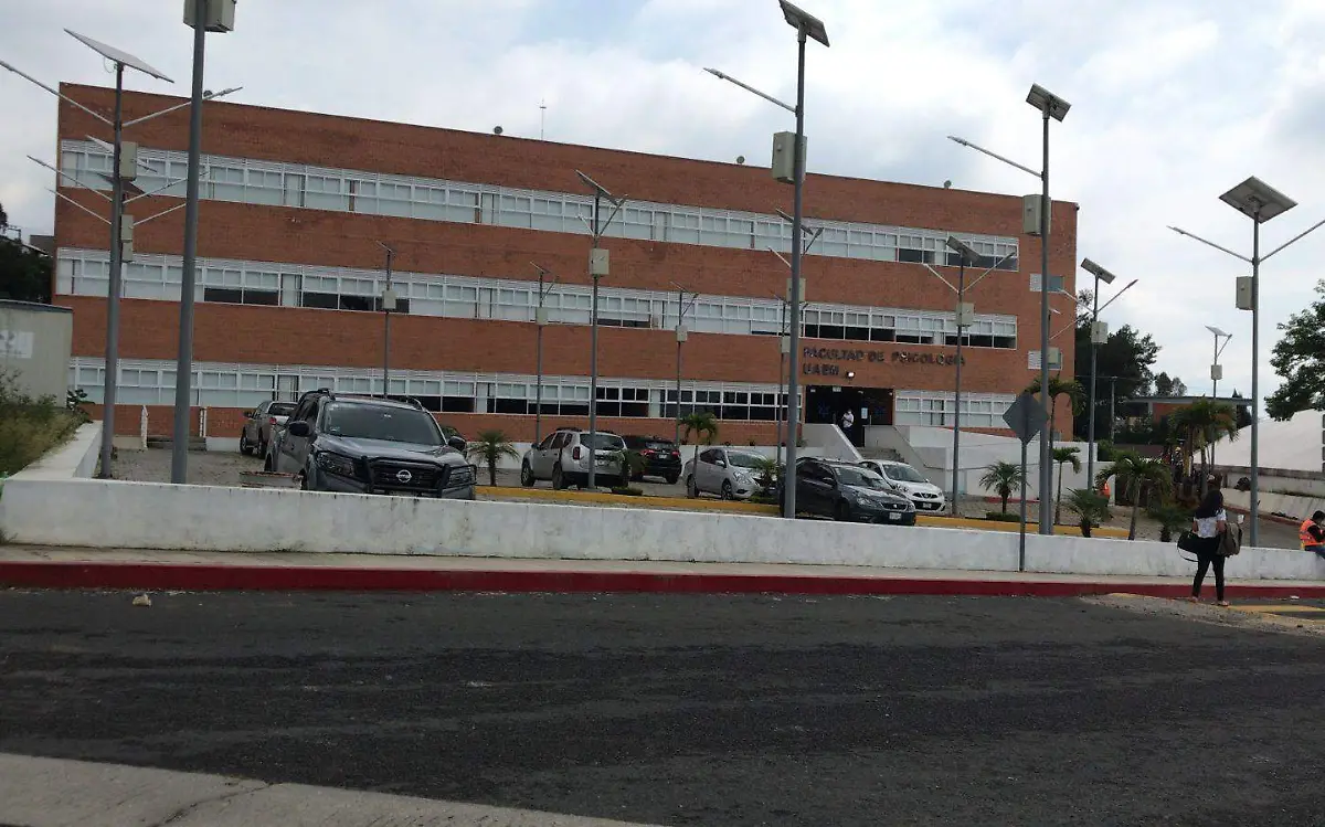 uaem-edificio-froylan