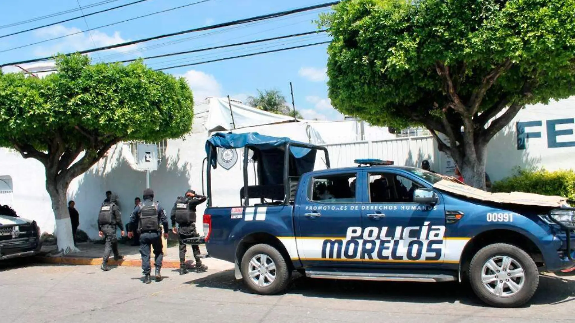 policia-morelos-custodia-fiscalia-anticorrupcion-foto-agus-espinoza