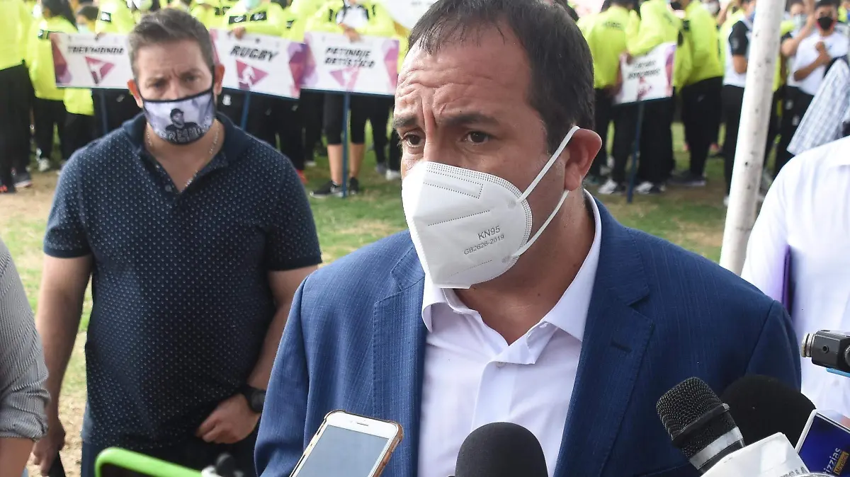 FROY-F05A Cuautémoc Blanco (3)