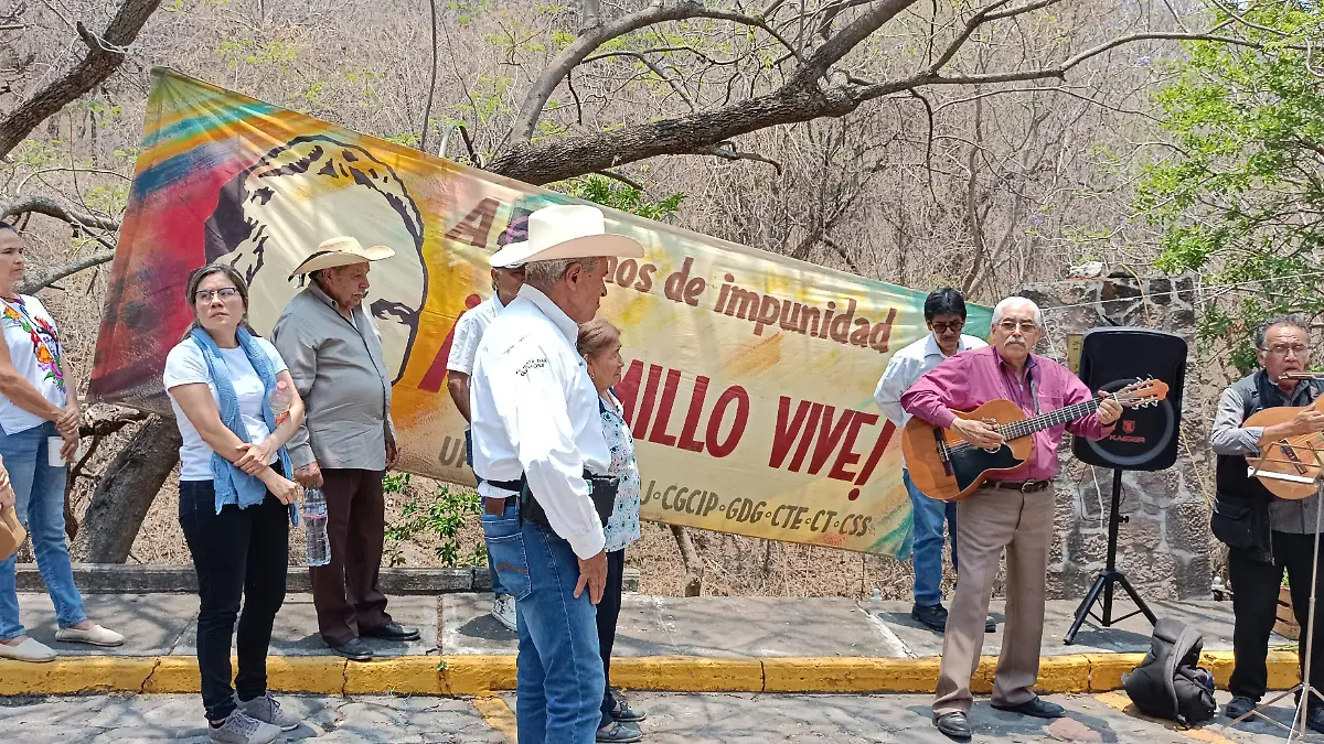 homenaje-ruben-jaramillo-angelina (1)