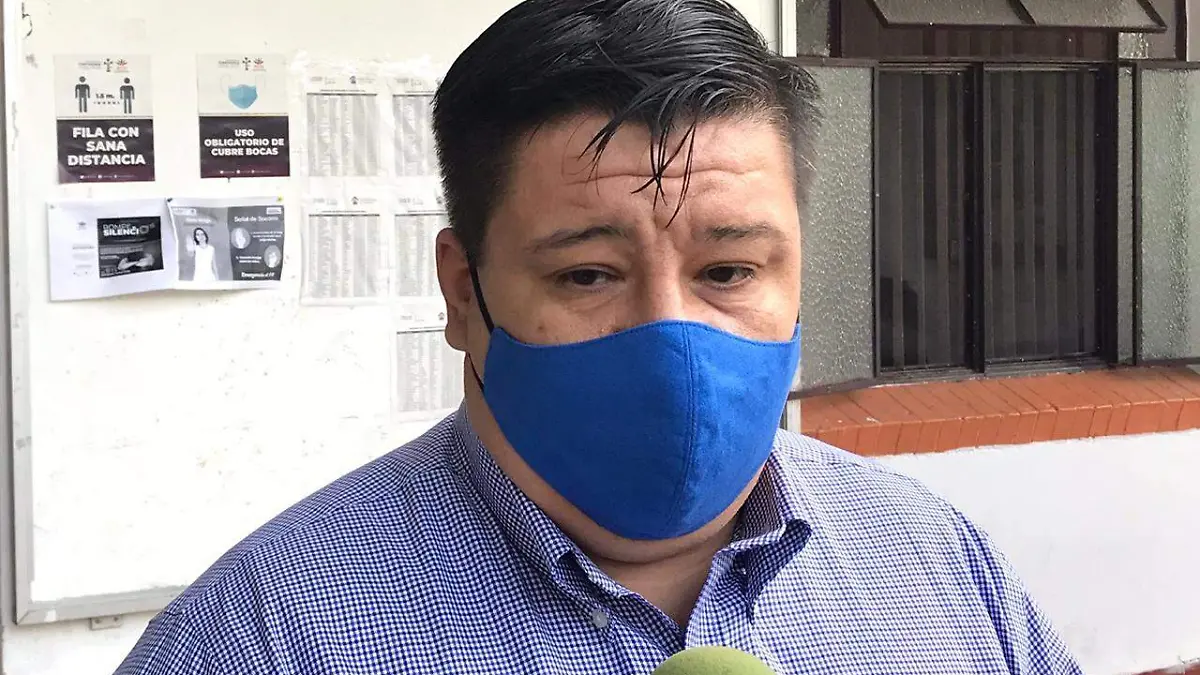 secretario de Bienestar Social y Valores Rafael Valdovinos