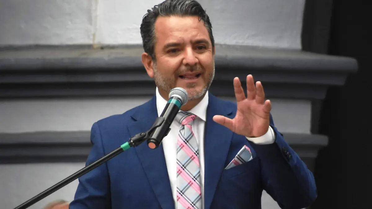 Antonio-Villalobos-Adán