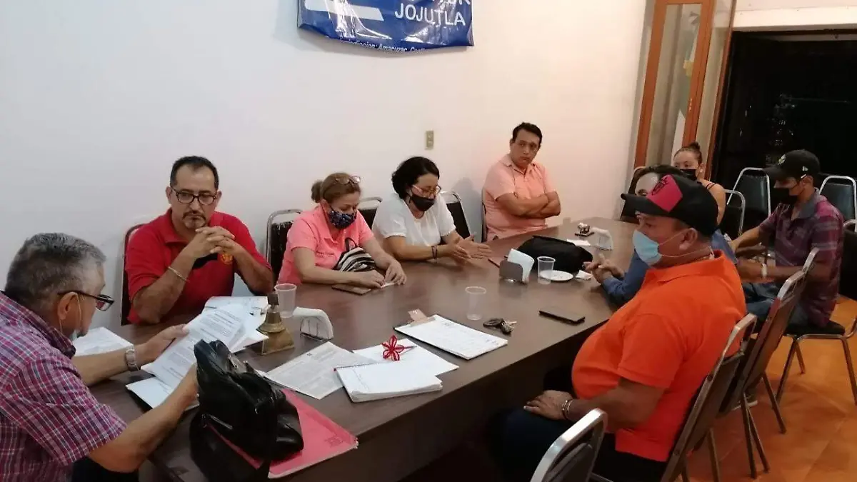 Mesa-directiva-canaco