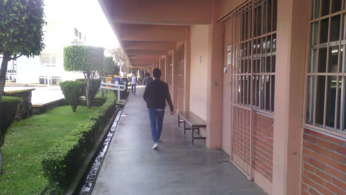 Paran labores en la UAEM (2)