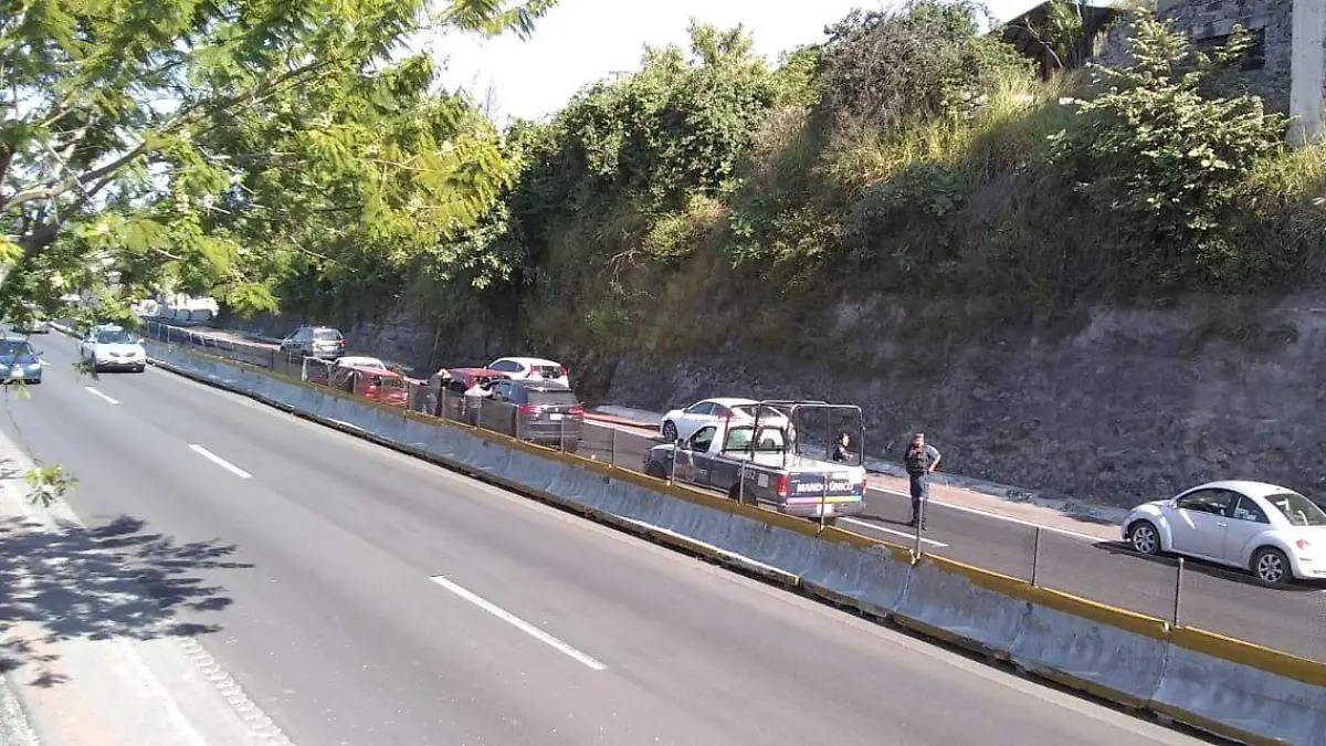 Cambola en la México-Cuernavaca