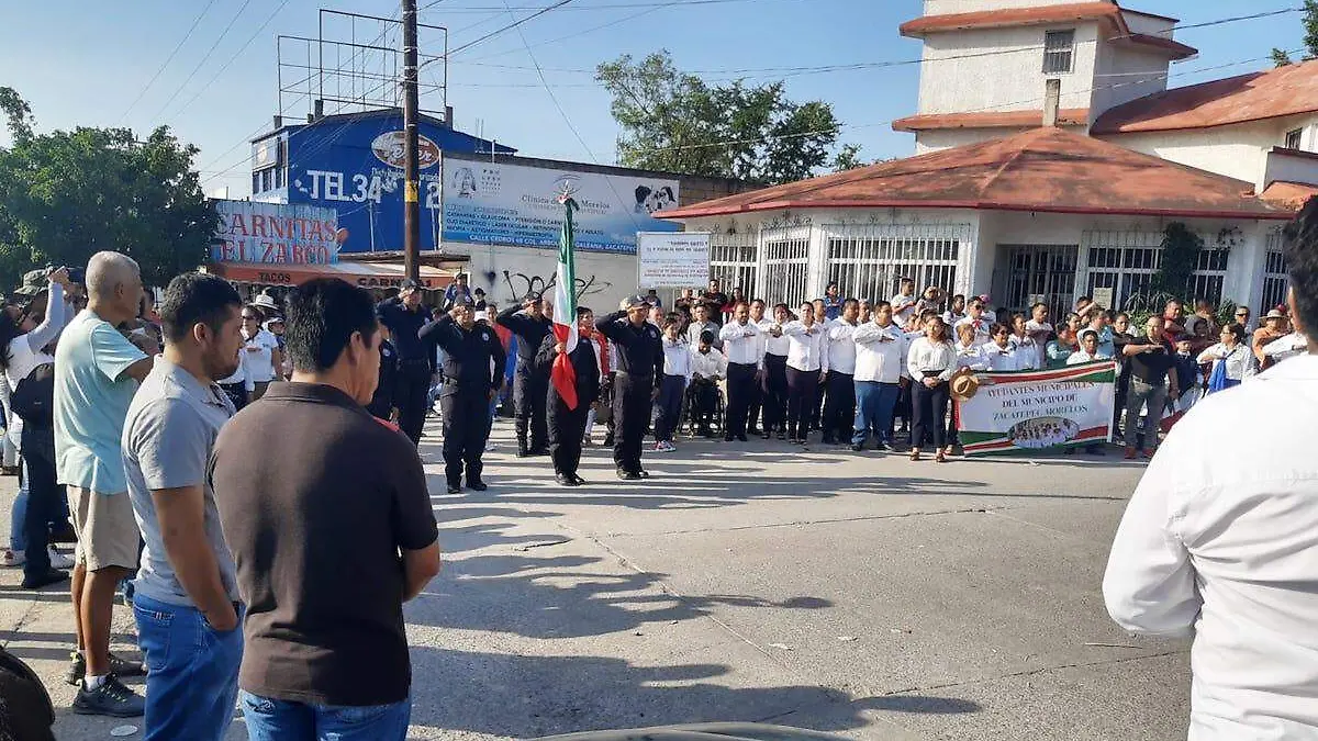 desfile-indpendencia-comunidad-galeana-zacatepec-1-foto-ange-albarrran