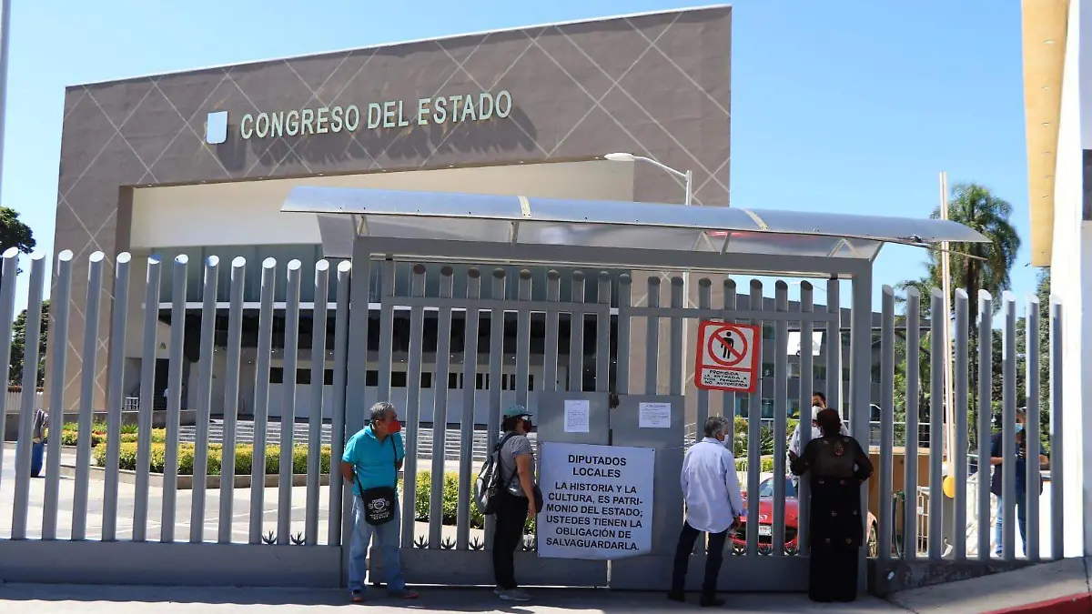 protestas-en-el-congreso-morelos-ao