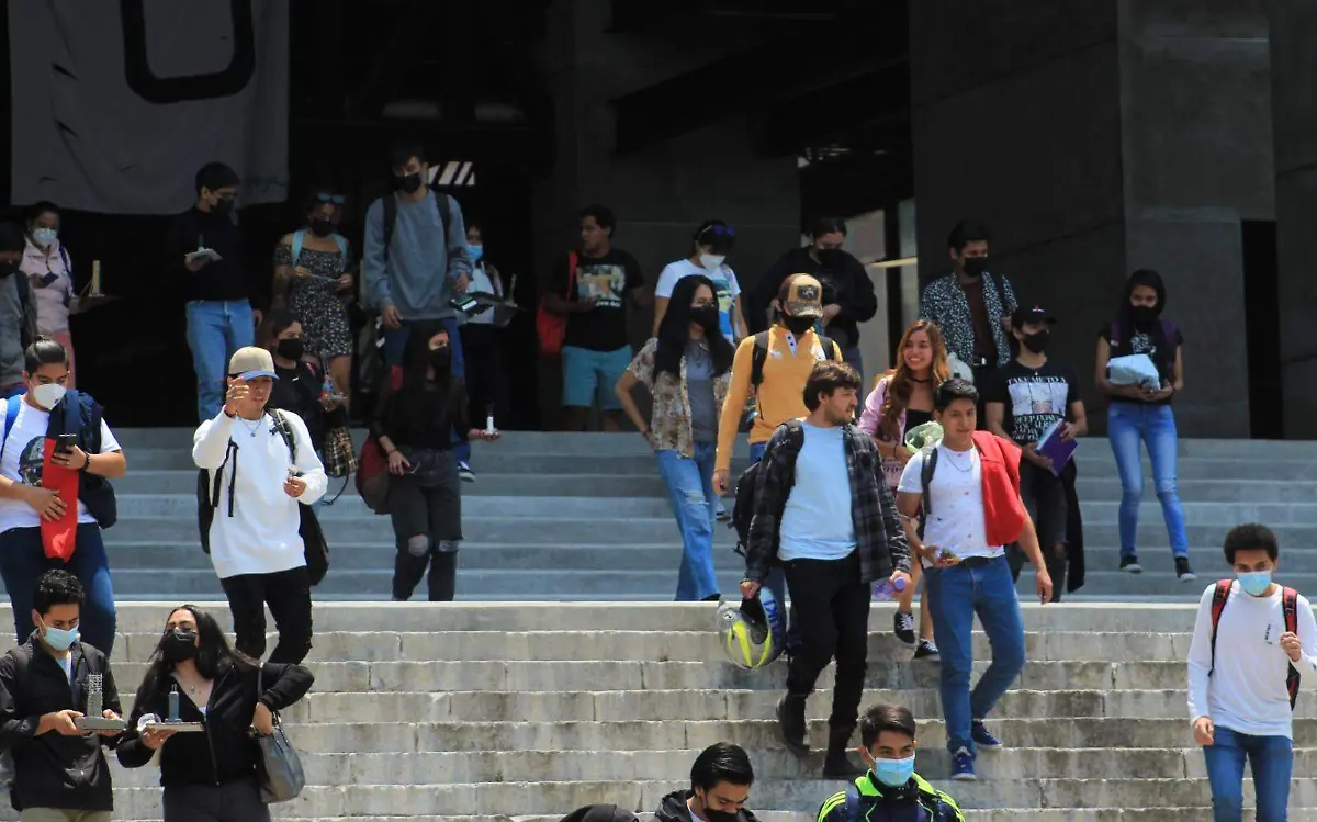 estudiantes-universidad-agustín