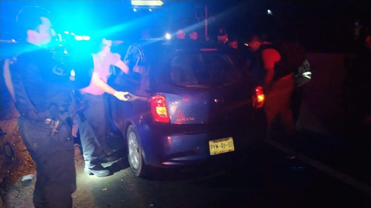 Triple homicidio en el Paso Exprés de Cuernavaca un policía entre las víctimas Cuernavaca Morelos (5)