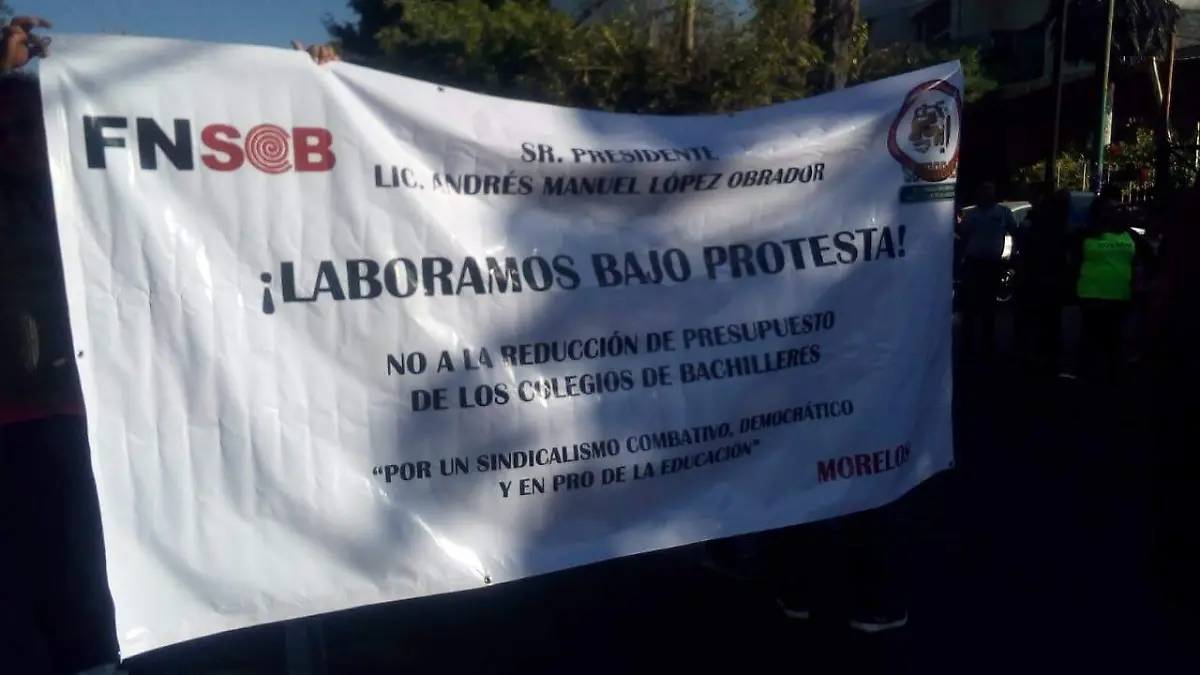 Manifestaciòn en el Colegio de Bachilleres (2)