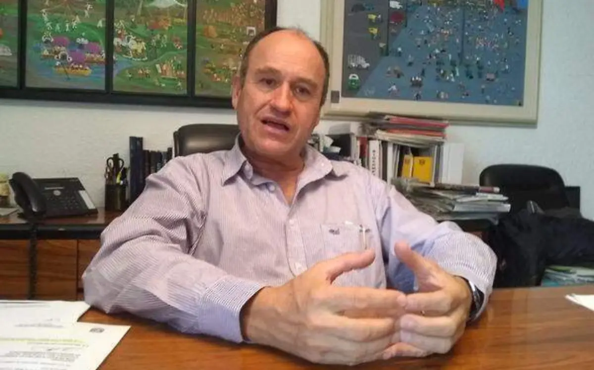 Octavio Tonatiuh Ramírez informó que en el IBT se dedican a explotar las capacidades de los microorganismos, bacterias, levaduras, células animales e inclusive organismos superiores/ Jessica Arellano