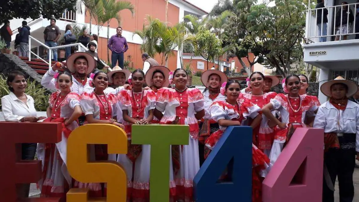 Escuela secundaria 44 (1)