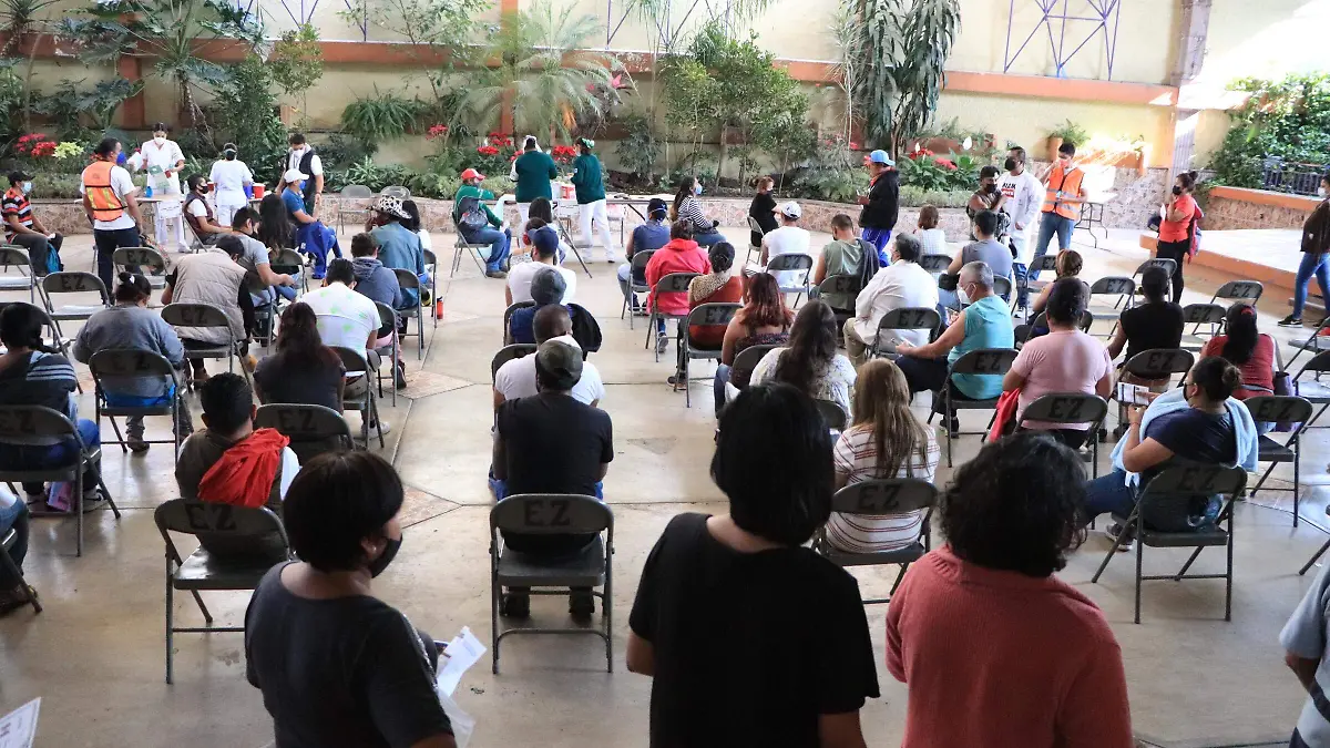 Vacunación-Emiliano-Zapapta