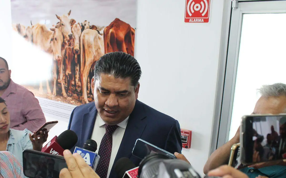 AGUS-F9J El presidente de la mesa directiva del Congreso de Morelos Francisco Erik Sánchez Zavala (1)