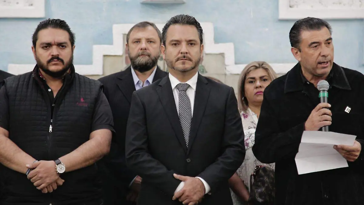 Antonio Villalobos (10)