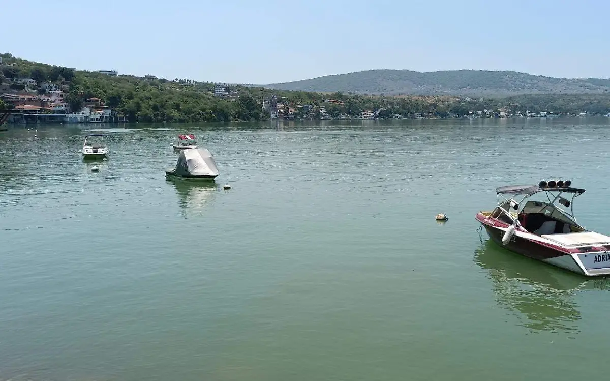 lago-tequesquitengo-jojutla-angelina-albarrán