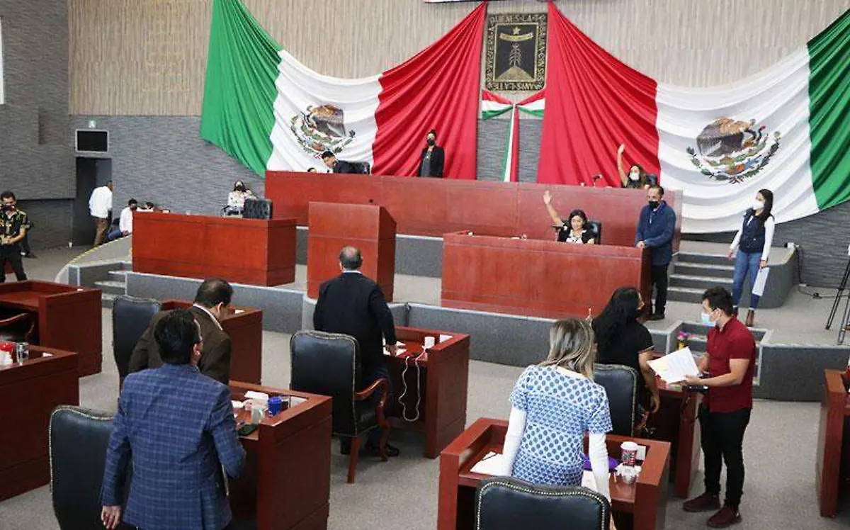 sesion-en-congreso-de-morelos