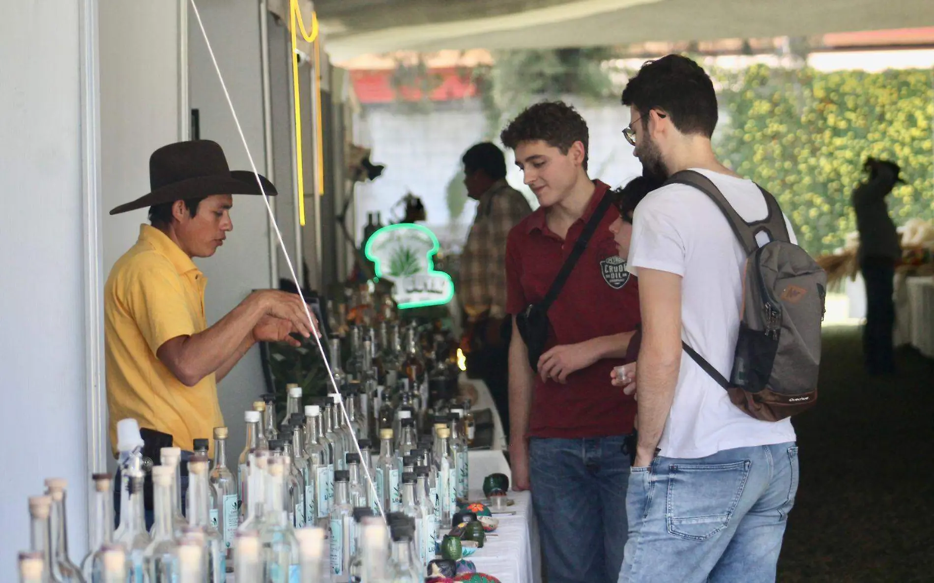 mezcal-cannabis-agustín