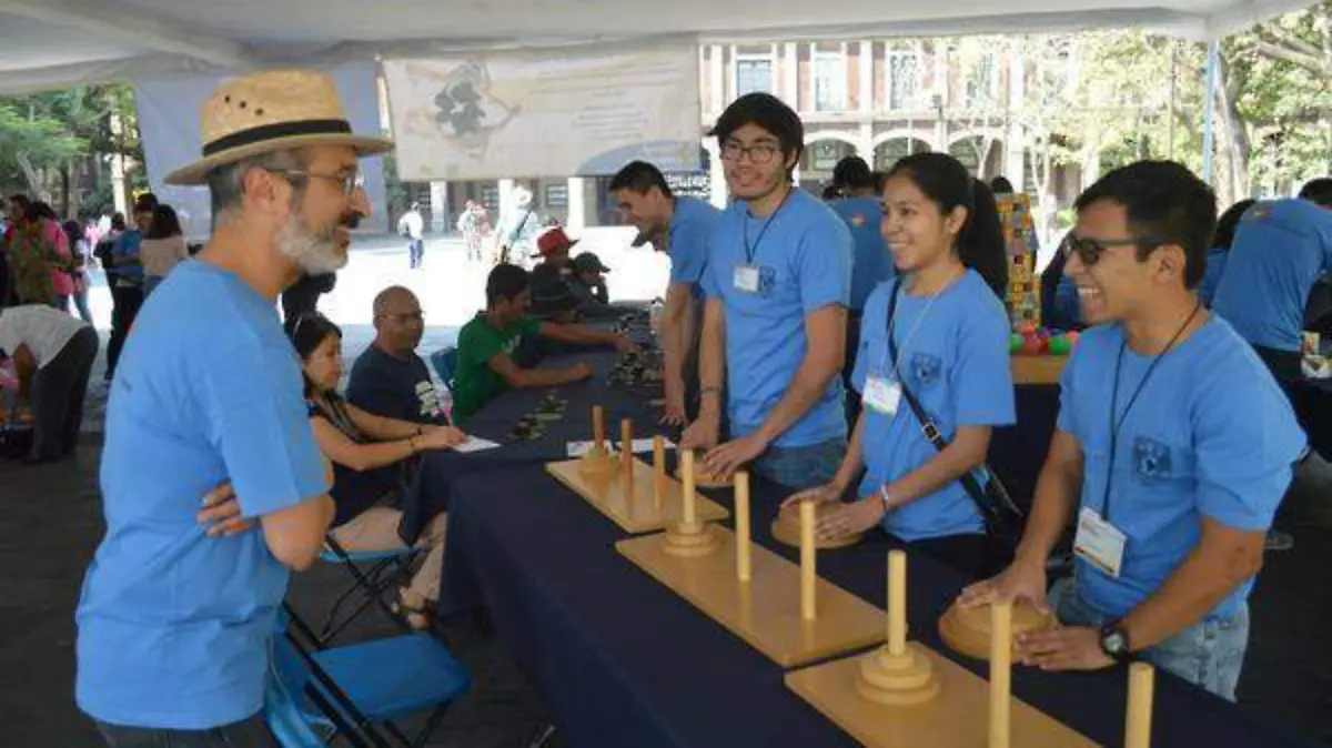 Este domingo el Festival de las Matemáticas continuará en Plaza de Armas de 1100 a las 1600 horas