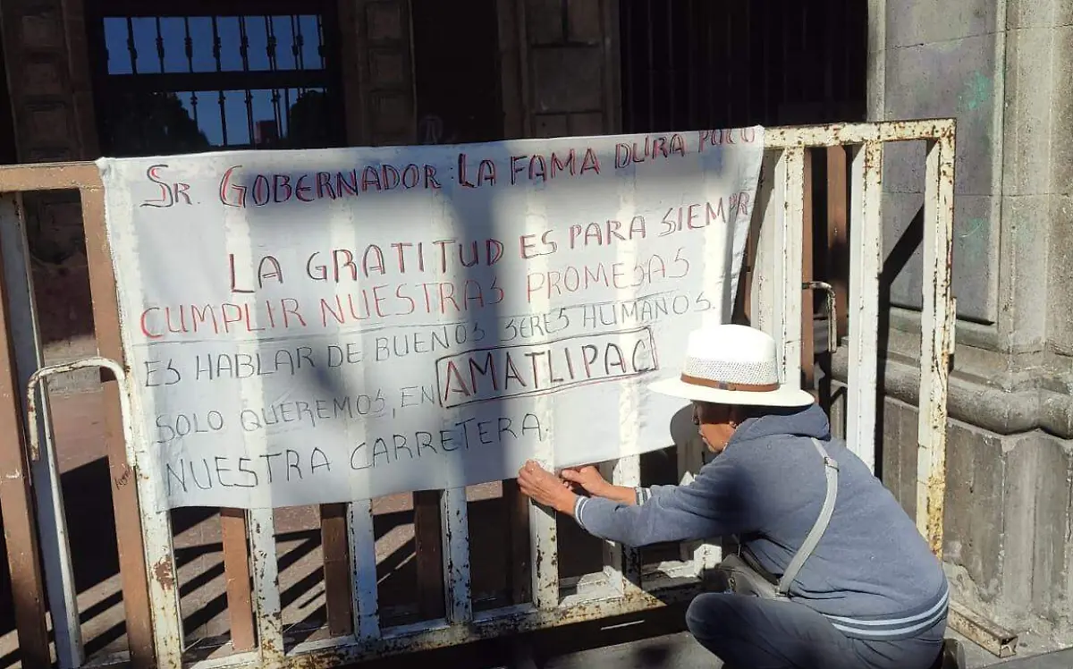manifestación-plaza-de-armas-emireth