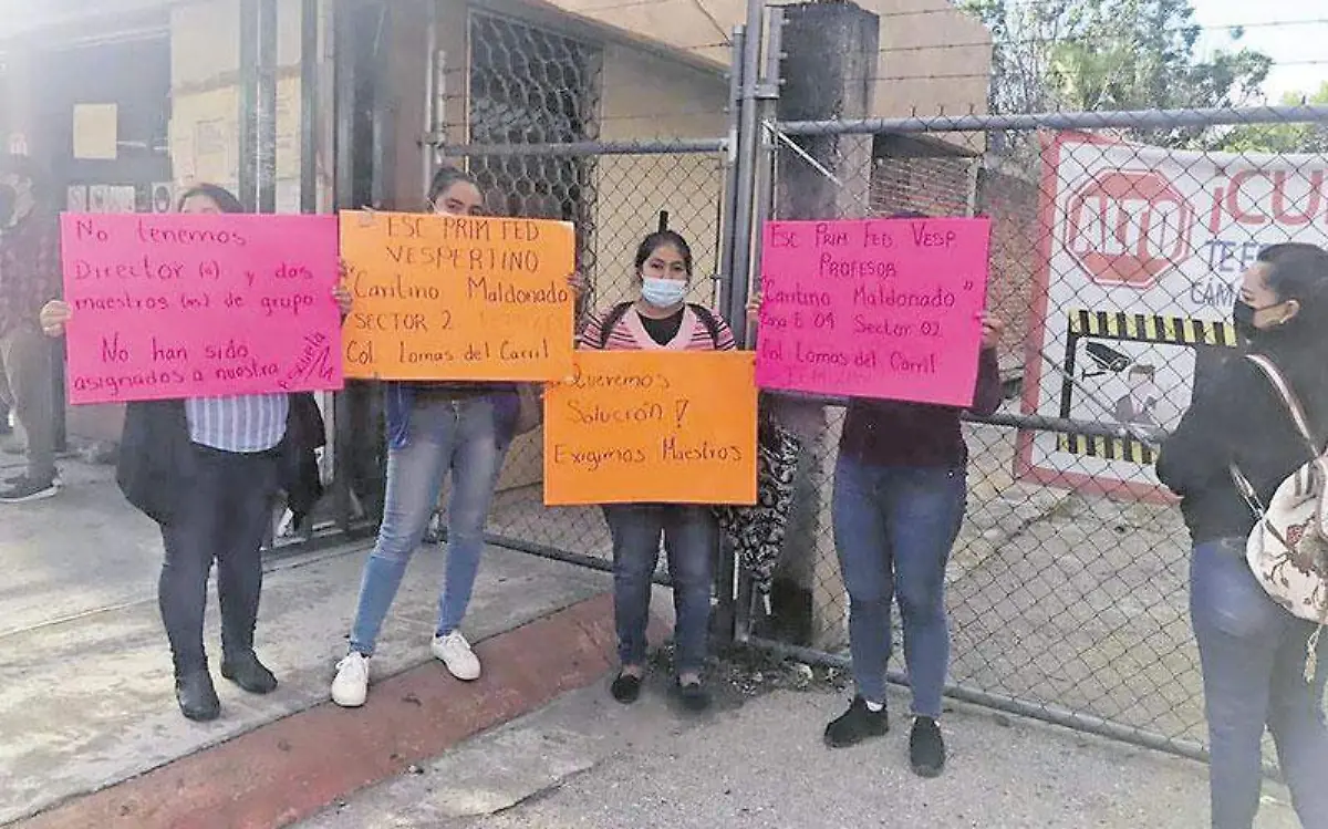 protesta-madres-familia-iebem