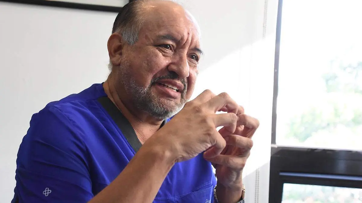 roman-acevedo-cirujano-oncologo