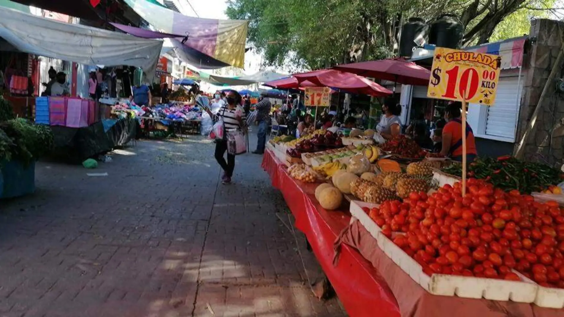 Comerciantes-ambulantes-estacionamiento