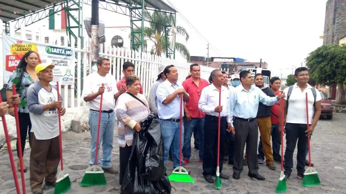 Escobas en Tetelcingo (3)