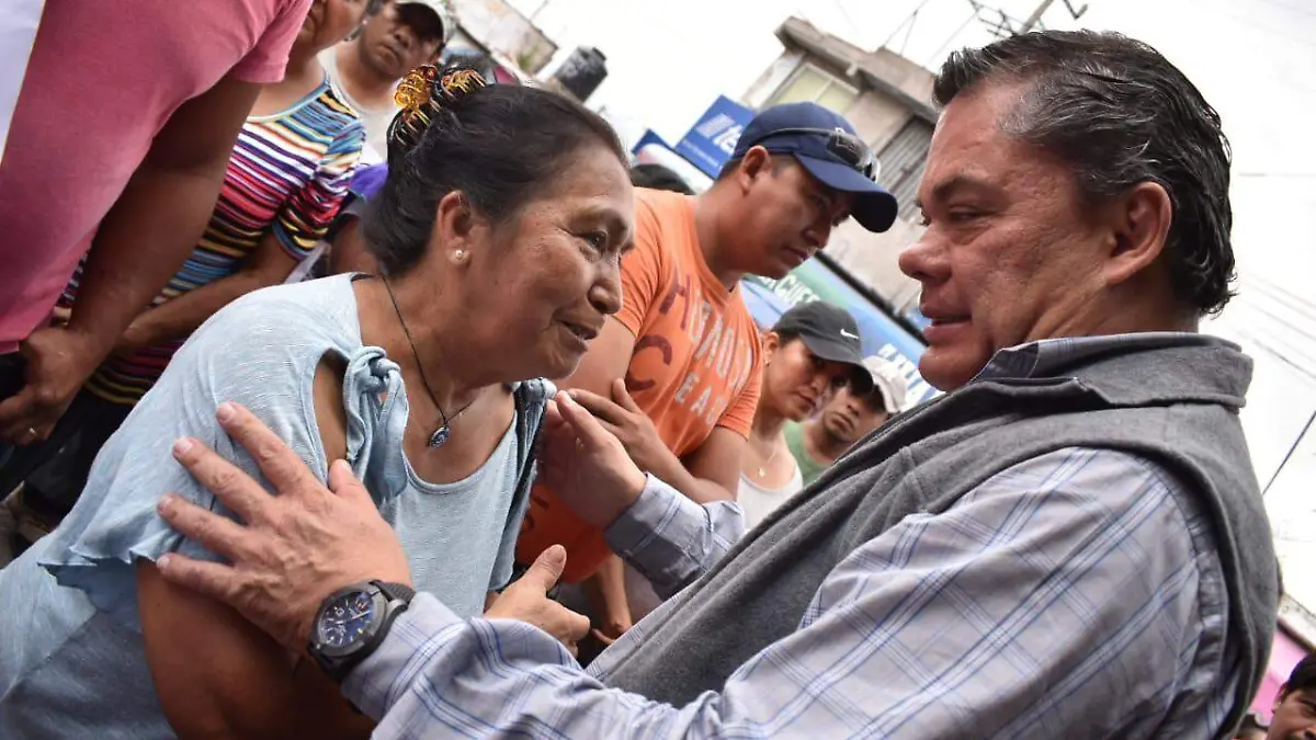 Rafael Reyes alcalde de Jiutepec colonia Jardín Juarez obras drenaje y pavimentación (1)