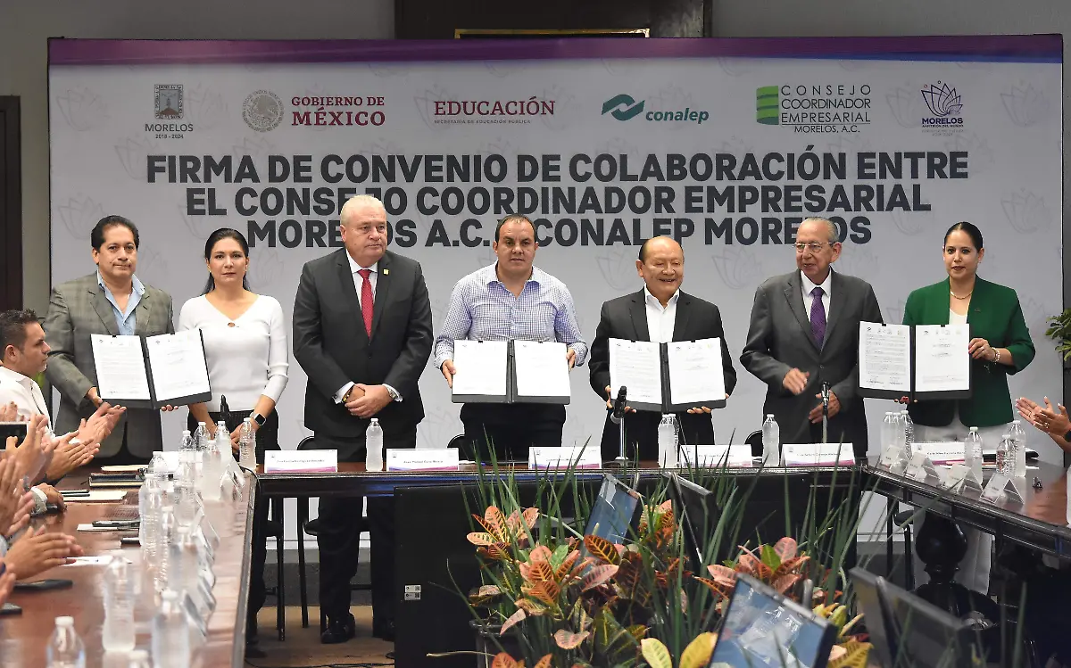 Convenio entre el CONALEP y el Consejo Coordinador Empresarial Froylán Trujillo