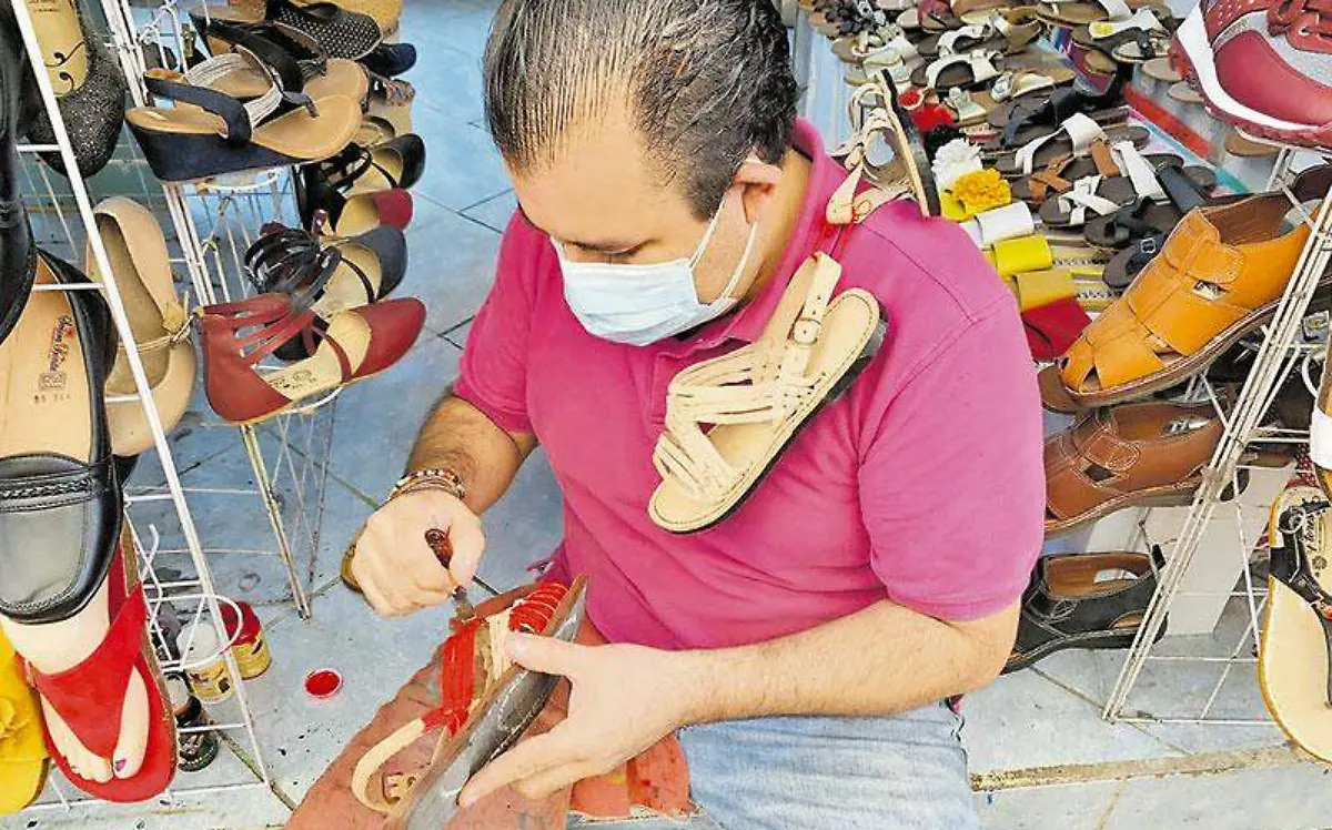 jc-huaracheria-y-zapateria-mercado-alm-1