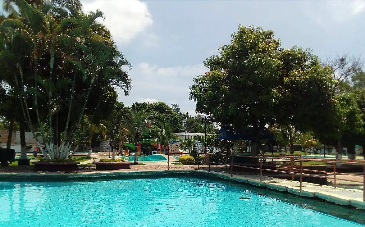 Algunos balnearios no reciben la visita del turismo Rosaura Hernández