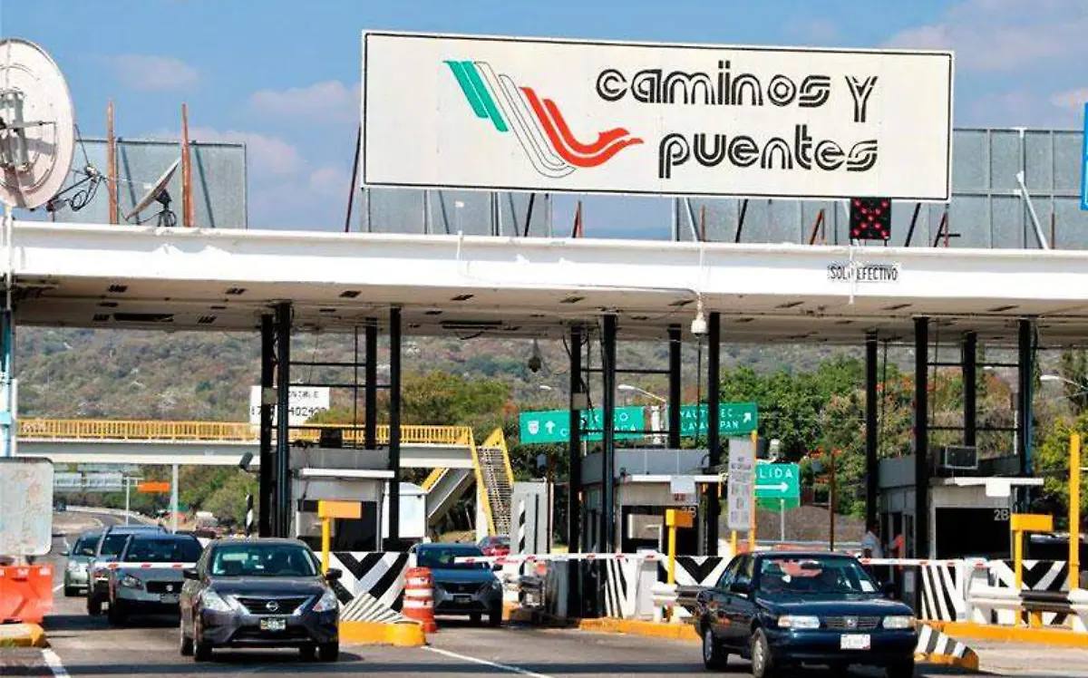 Son pocos los autos que se ven transitando en los tramos carreteros federales de la región orienteOfelia Espinoza