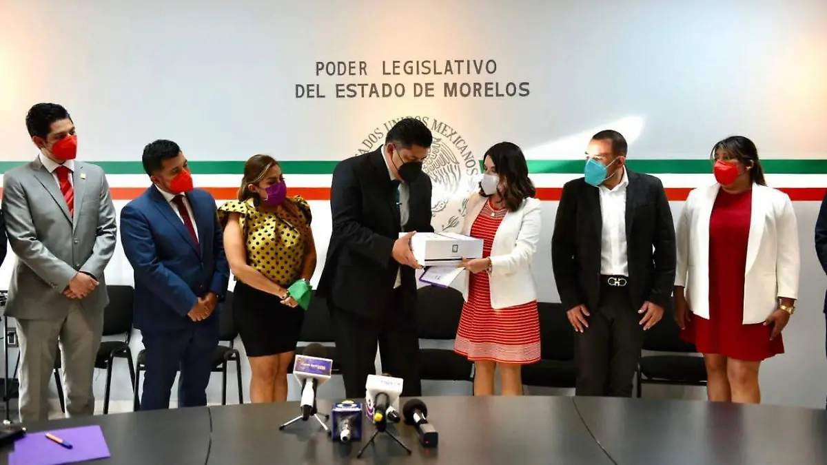 paquete-economico-2022-congreso-adrian-olivan