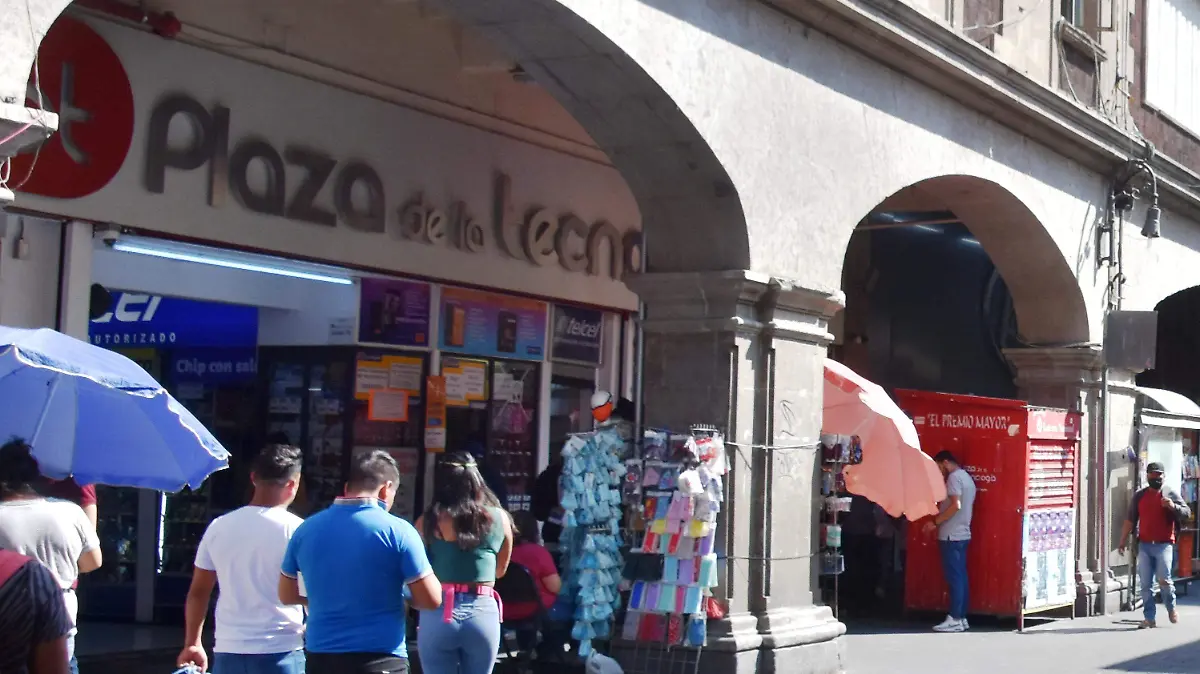 ventas-linea-afectan-plaza-tecnologia-froylán
