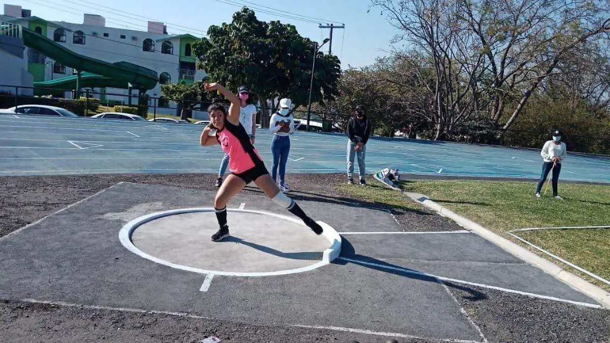 02-LANZAMIENTOS-F-ASOC