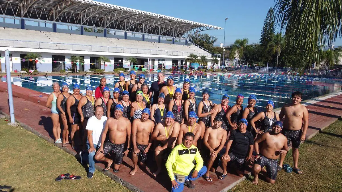 NADADORES CAEZA-F-ROGER